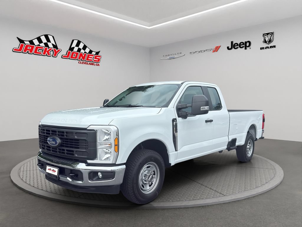 Used 2025 Ford F250 XL w/ 360-Degree Camera Package RWD video 2