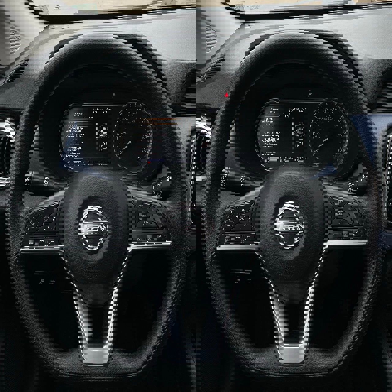 Used 2024 Nissan Versa SV FWD image 13