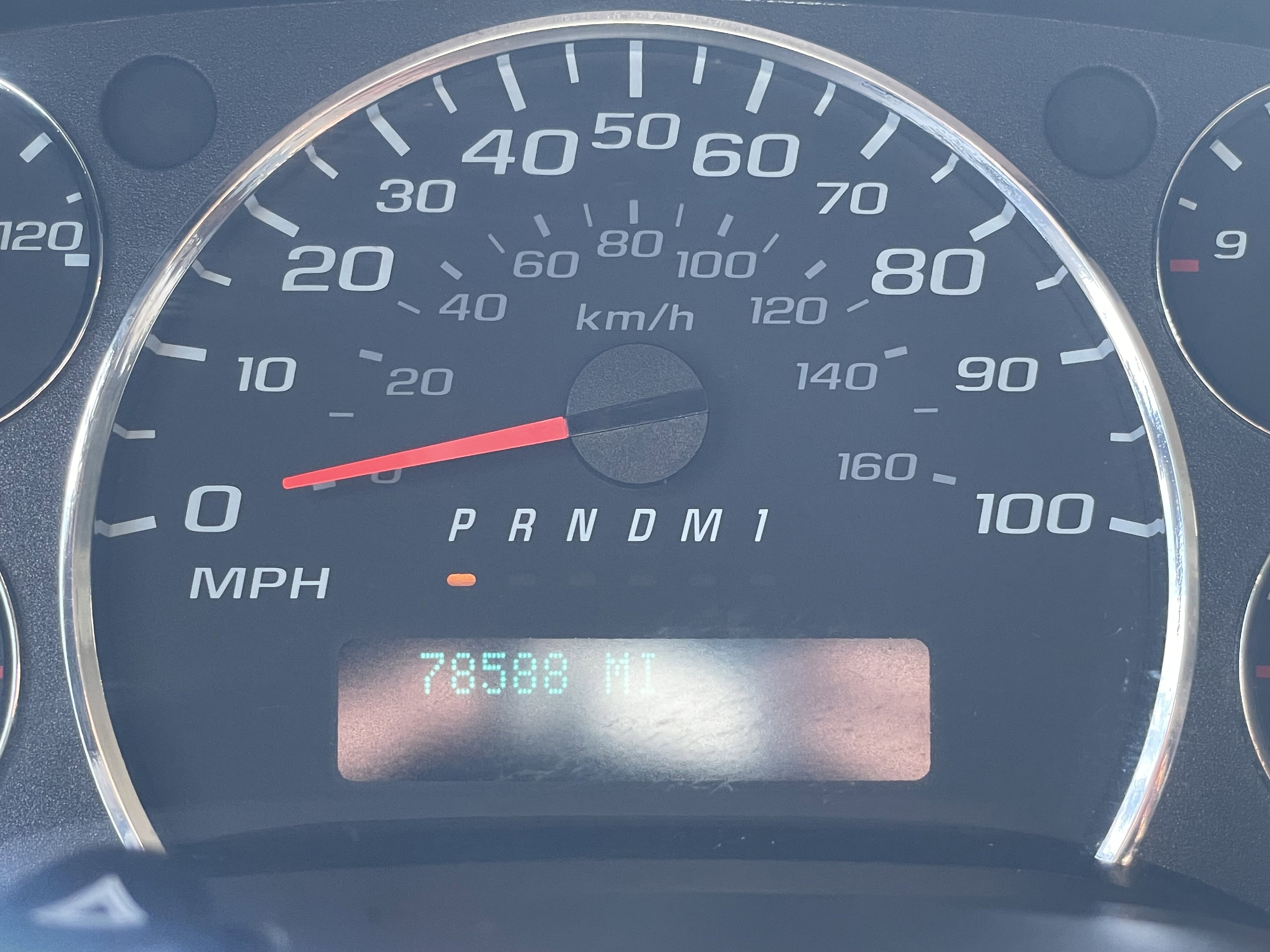 Used 2021 Chevrolet Express 2500 w/ Driver Convenience Package image 15