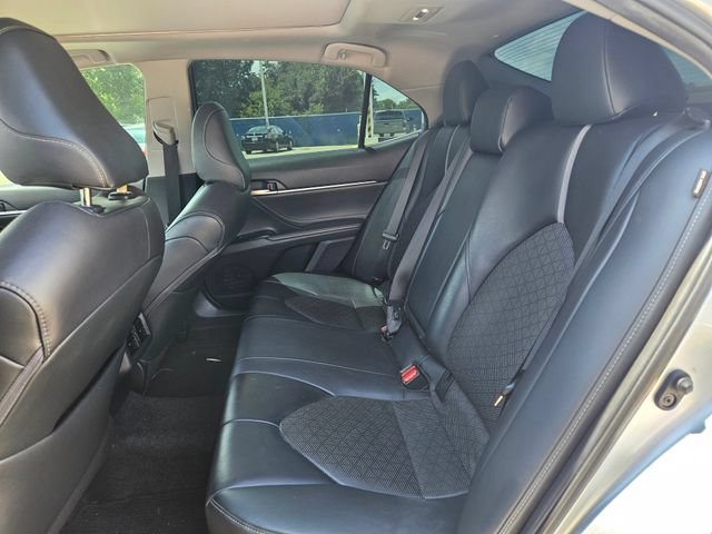 Used 2018 Toyota Camry XSE FWD image 5