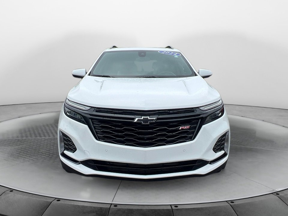 Used 2024 Chevrolet Equinox RS w/ RS Leather Package FWD image 2