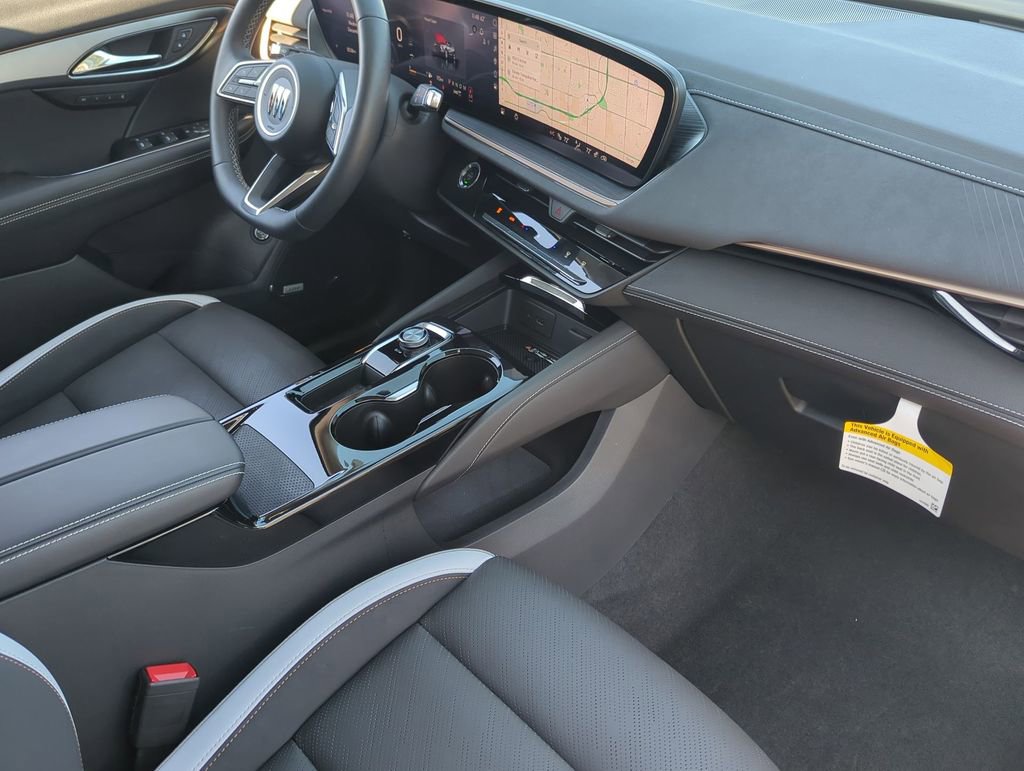 Used 2025 Buick Envision Sport Touring image 29