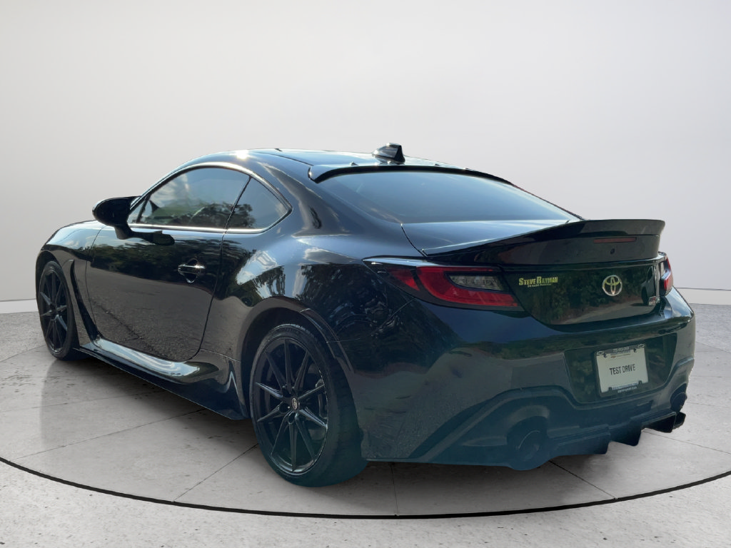 Used 2024 Toyota GR86 Premium RWD image 6
