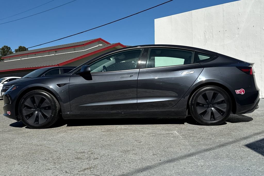 Used 2024 Tesla Model 3 Standard Range RWD image 6