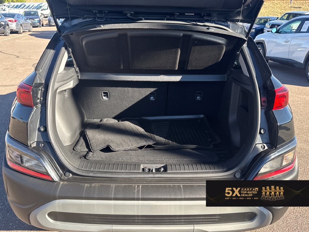Certified 2023 Hyundai Kona SEL AWD/4WD image 13