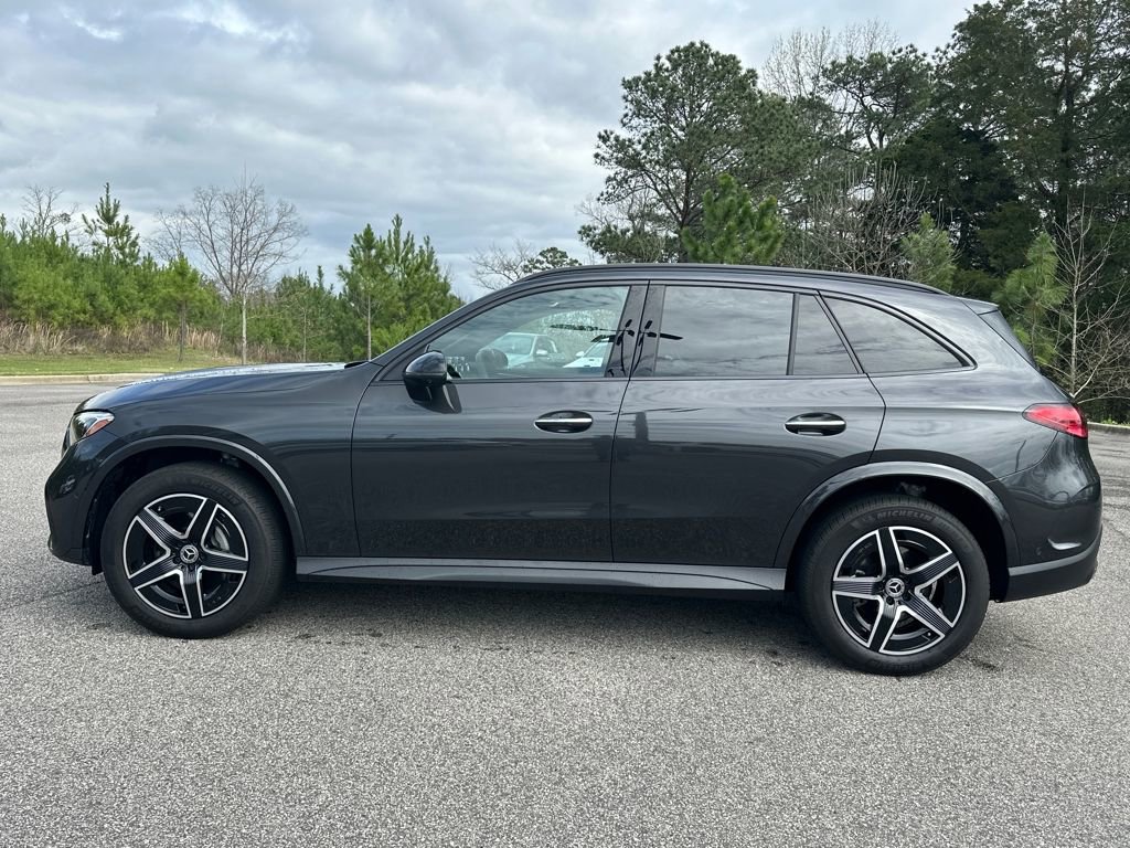 Certified 2025 Mercedes-Benz GLC 300 4MATIC image 7