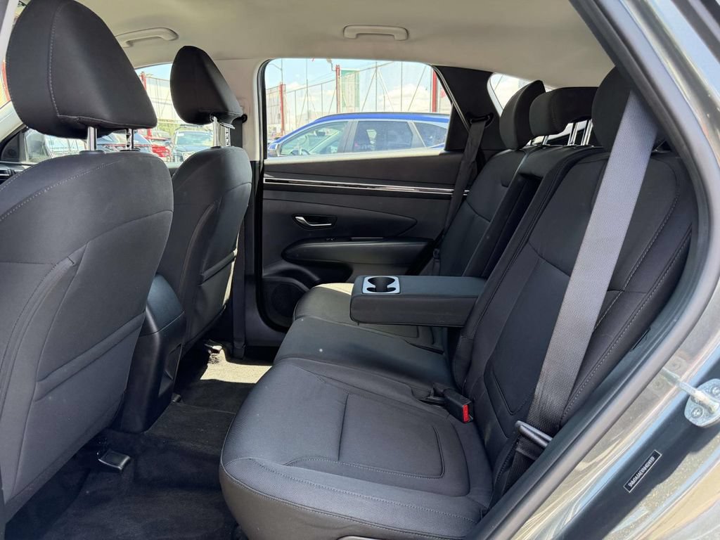 Certified 2022 Hyundai Tucson SE FWD image 13