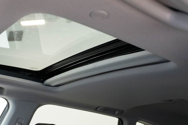 Used 2024 Honda CR-V EX-L image 4