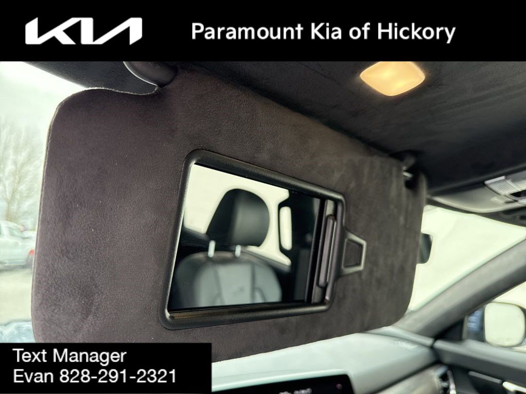 Used 2025 Kia Telluride SX X-Line image 35