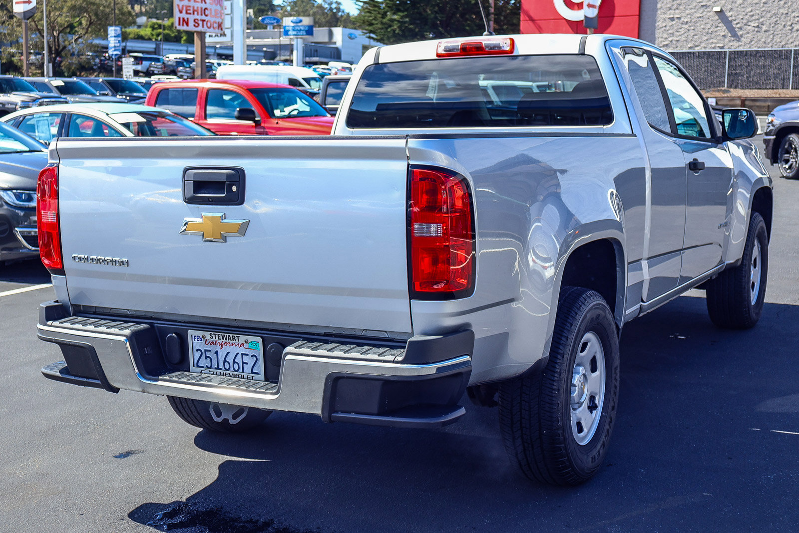 Used 2017 Chevrolet Colorado W/T image 17
