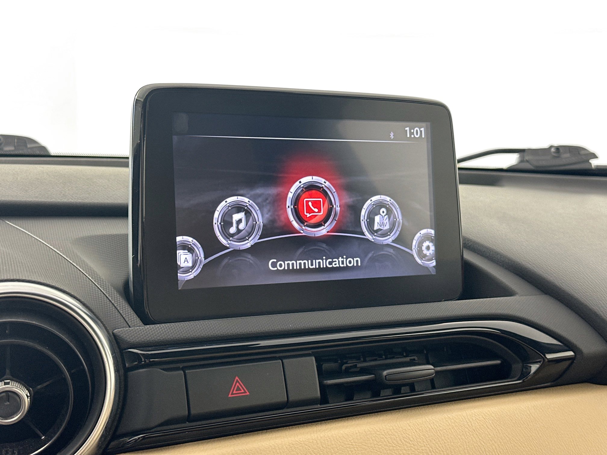 Used 2019 MAZDA MX-5 Miata RF Grand Touring image 15