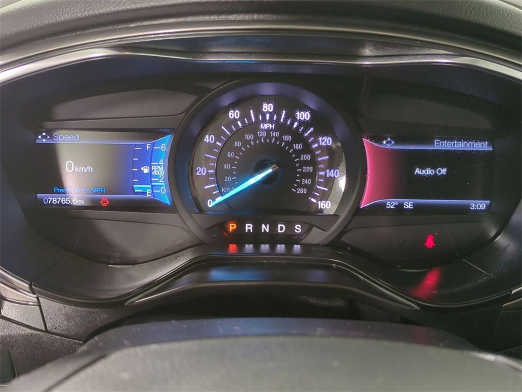 Used 2020 Ford Fusion SE image 12