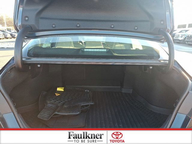 Certified 2020 Toyota Camry SE image 27