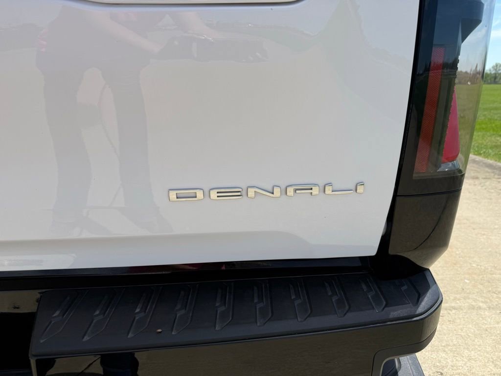 Used 2025 GMC Sierra EV Denali image 6