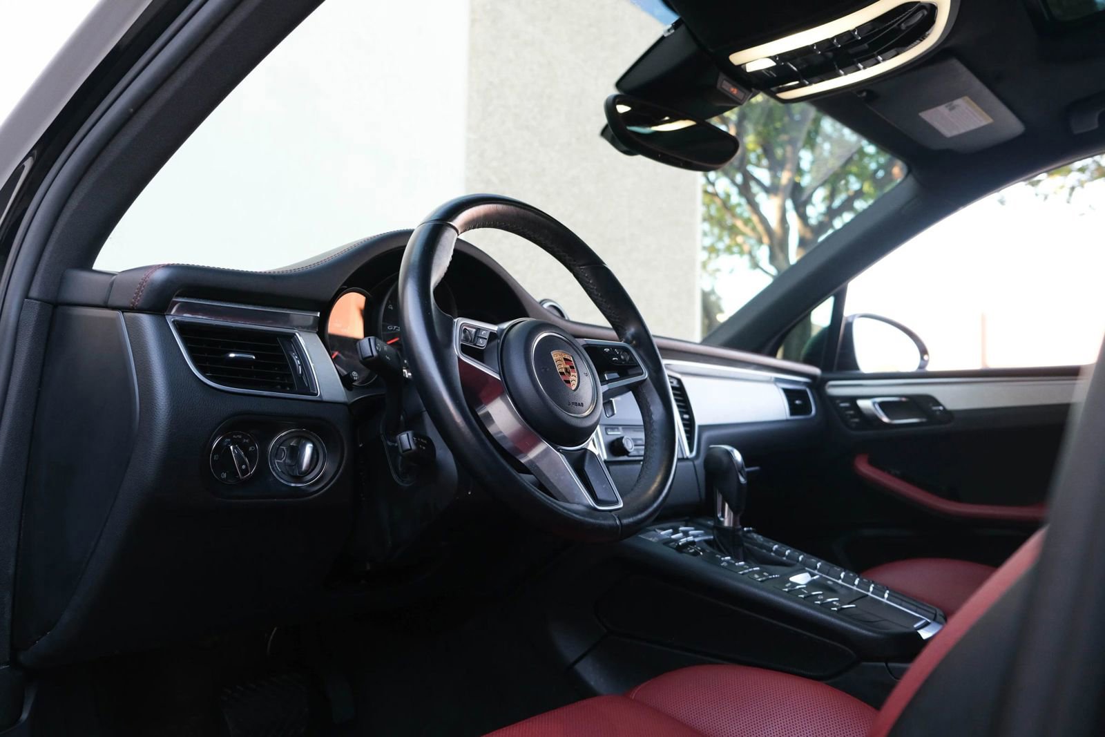 Used 2017 Porsche Macan GTS w/ Premium Package Plus image 19