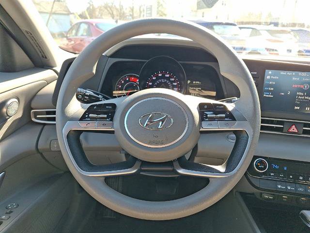 Certified 2023 Hyundai Elantra SEL FWD image 16