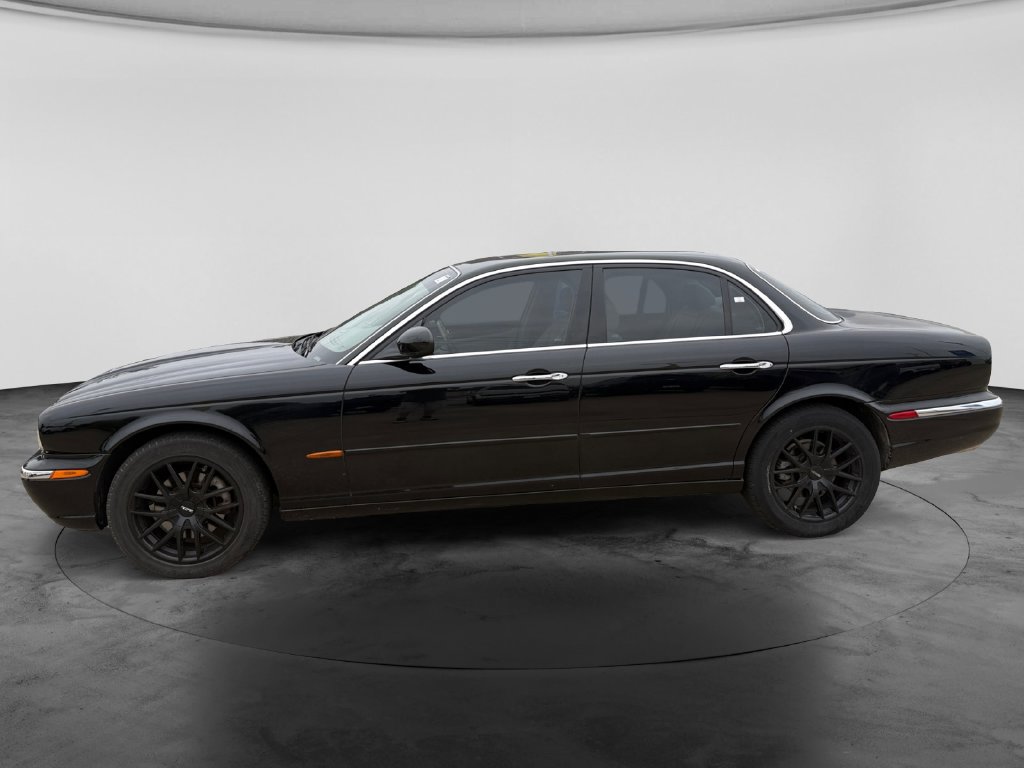 Used 2004 Jaguar XJ8 RWD image 5