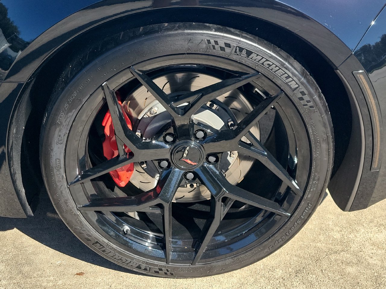 Certified 2019 Chevrolet Corvette Grand Sport w/ Carbon Flash Badge Package RWD image 5