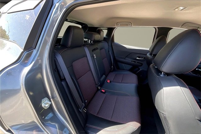 New 2025 Nissan Kicks SR image 9