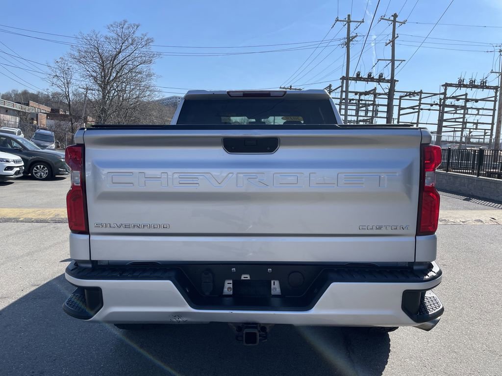 Used 2019 Chevrolet Silverado 1500 Custom w/ Custom Value Package image 4