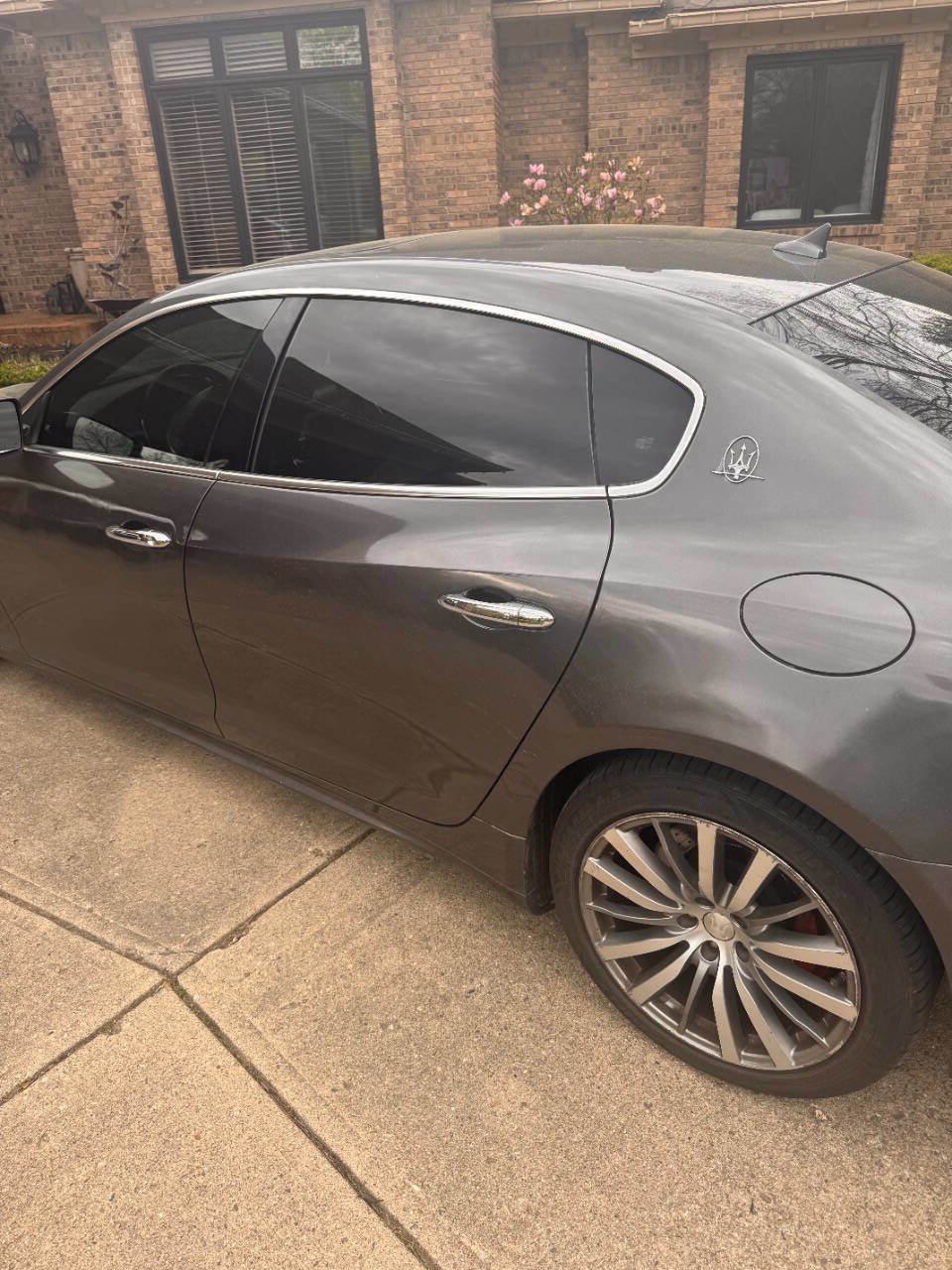Used 2016 Maserati Quattroporte S Q4 AWD/4WD image 3