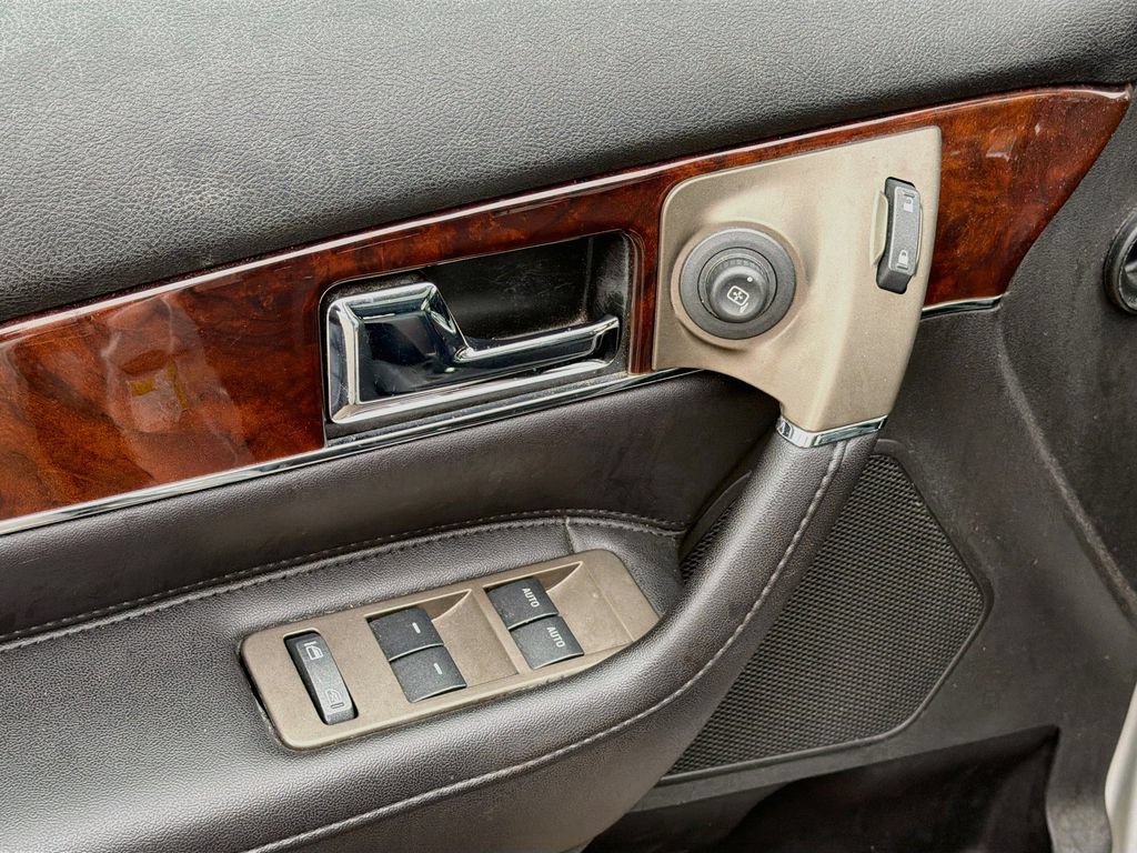 Used 2015 Lincoln MKX AWD w/ Equipment Group 102A image 20