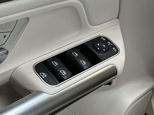 Certified 2022 Mercedes-Benz GLA 250 4MATIC image 16