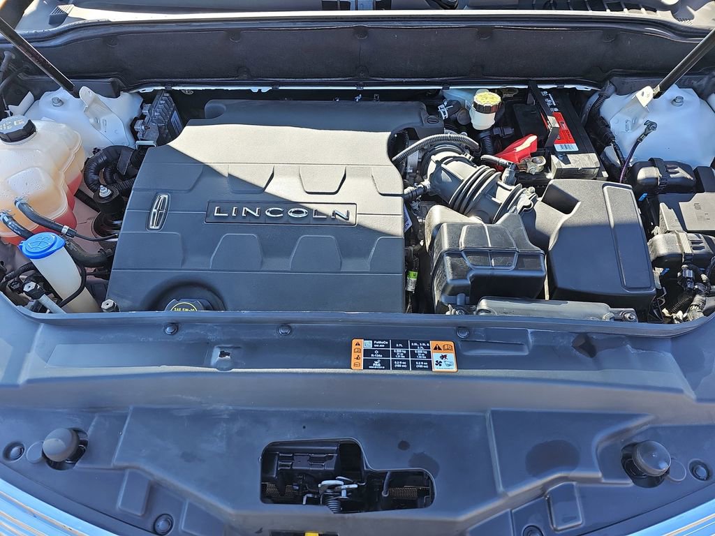 Used 2016 Lincoln MKX Reserve w/ Climate Package image 37