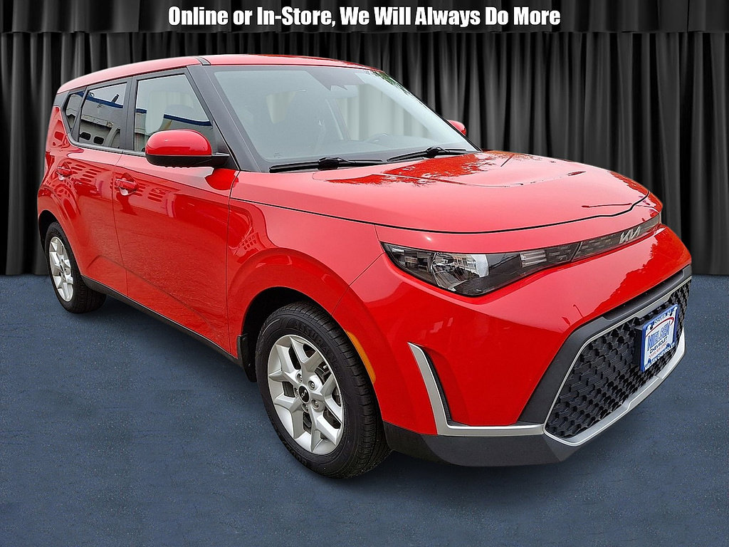 Used 2023 Kia Soul LX w/ LX Technology Package