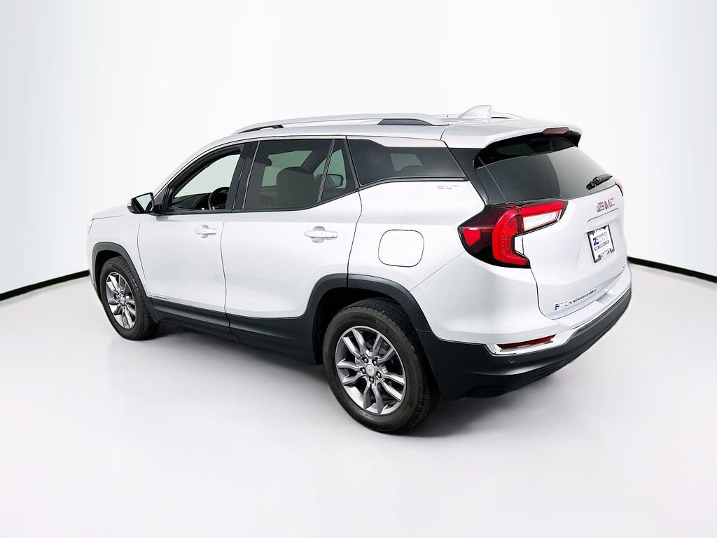 Used 2022 GMC Terrain SLT w/ Infotainment Package II AWD/4WD image 5