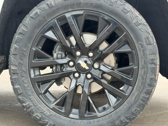 Used 2022 Chevrolet Silverado 1500 High Country w/ LPO, Dark Essentials Package image 14