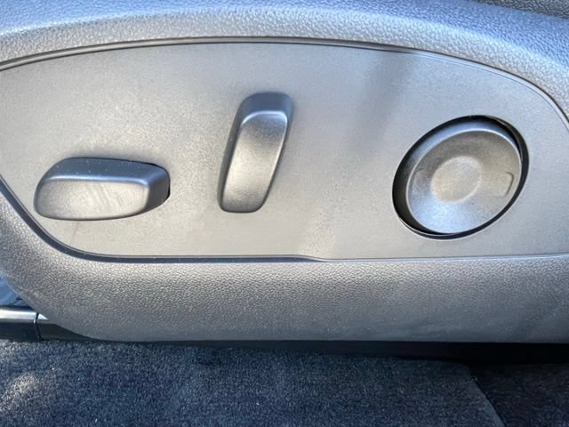 New 2026 Chevrolet Equinox EV LT w/ LPO, Tech Bronze Package FWD image 18