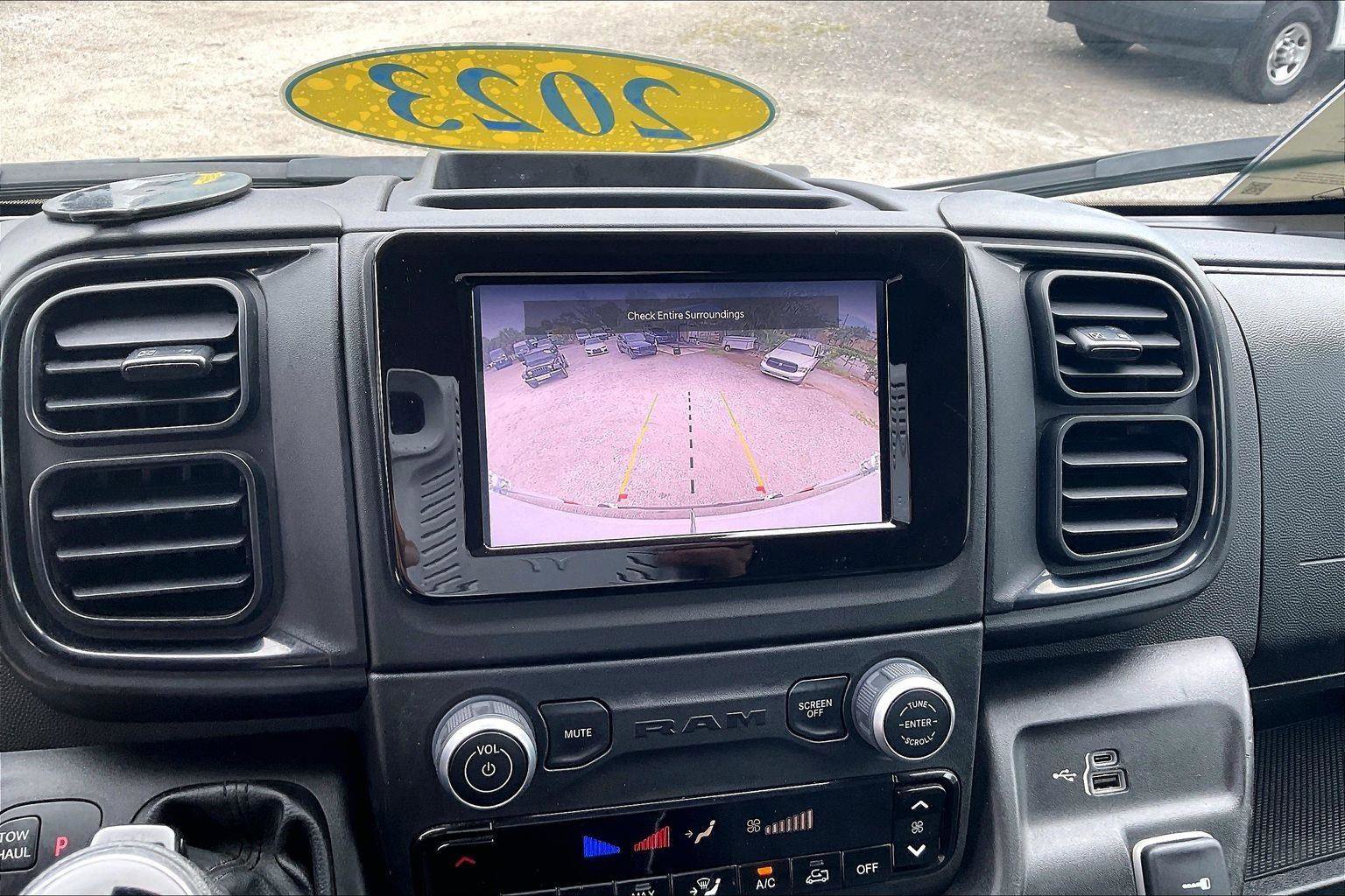 Used 2023 RAM ProMaster 2500 FWD image 12