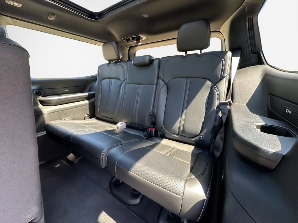 New 2024 Jeep Wagoneer 4WD w/ Premium Group I image 24