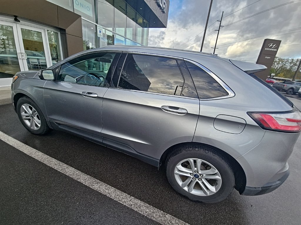 Used 2020 Ford Edge SEL w/ Convenience Package FWD image 5