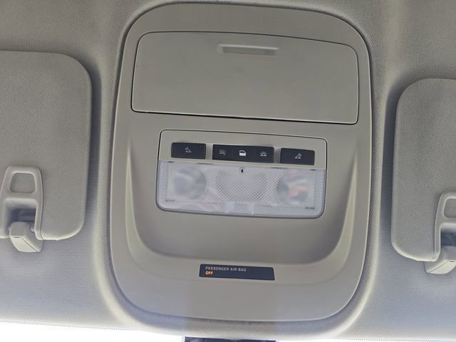 Used 2021 Chevrolet Colorado LT w/ LT Convenience Package image 7