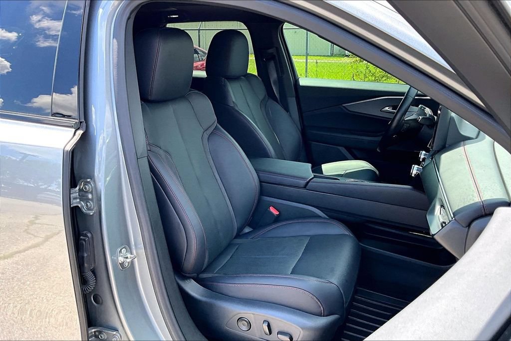 Used 2024 Acura ZDX A-Spec RWD image 9