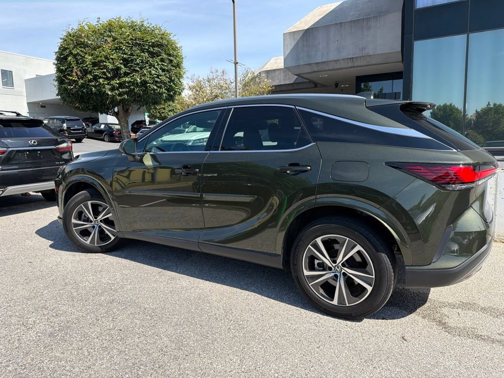Used 2023 Lexus RX 350 Premium w/ Accessory Package AWD/4WD image 18