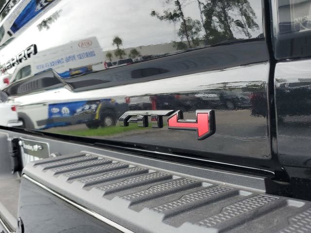 New 2026 GMC Sierra 2500 AT4 w/ AT4 Premium Plus Package AWD/4WD image 9