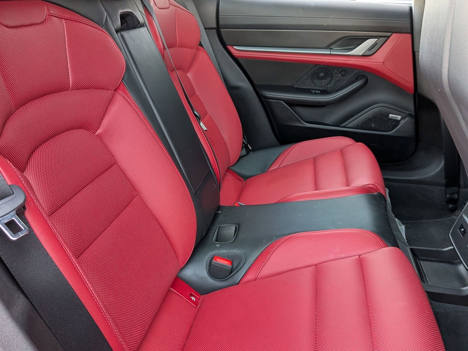 Certified 2024 Porsche Taycan Turbo S image 25