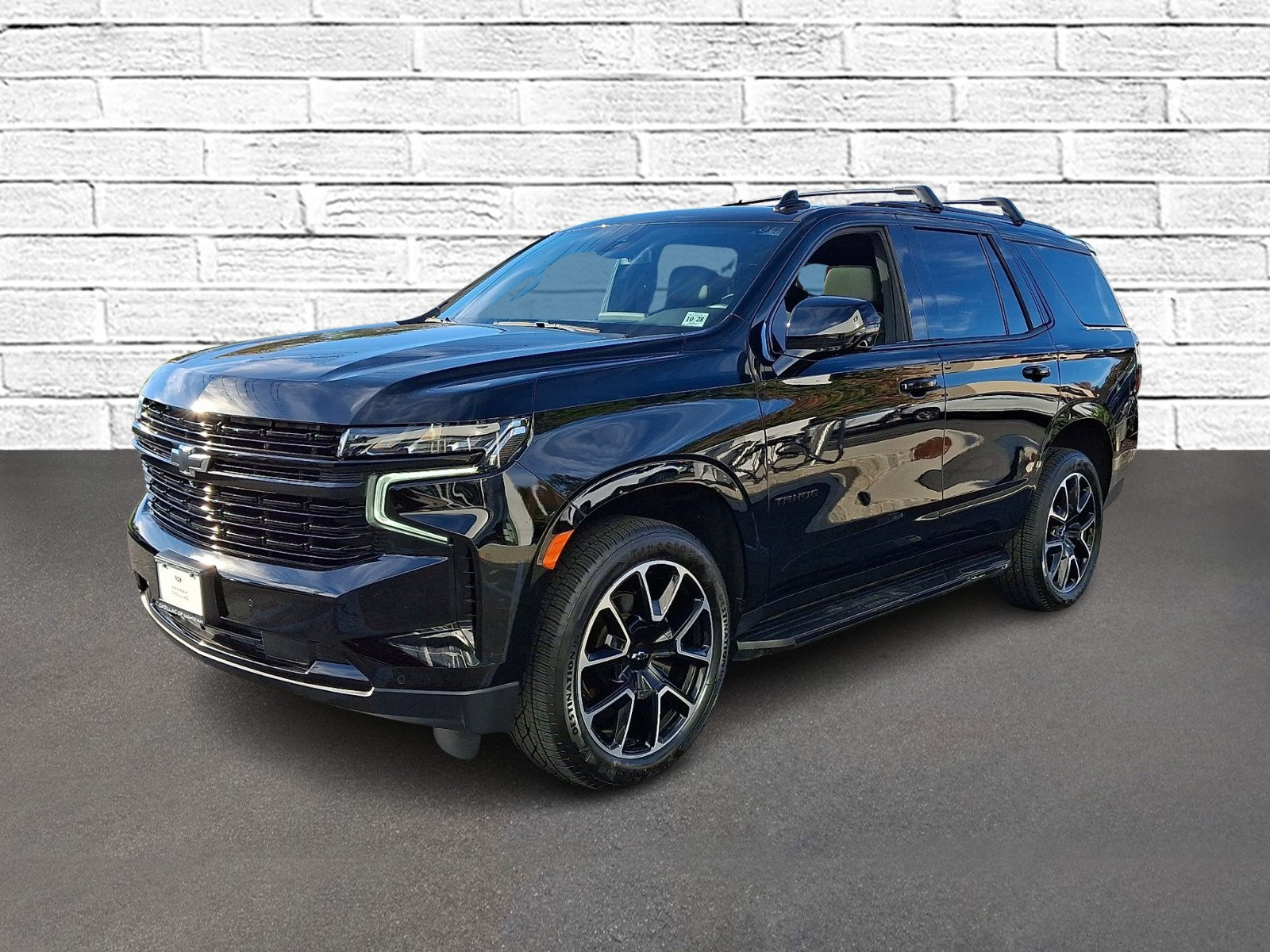Used 2023 Chevrolet Tahoe RST w/ Sport Performance Package AWD/4WD image 4