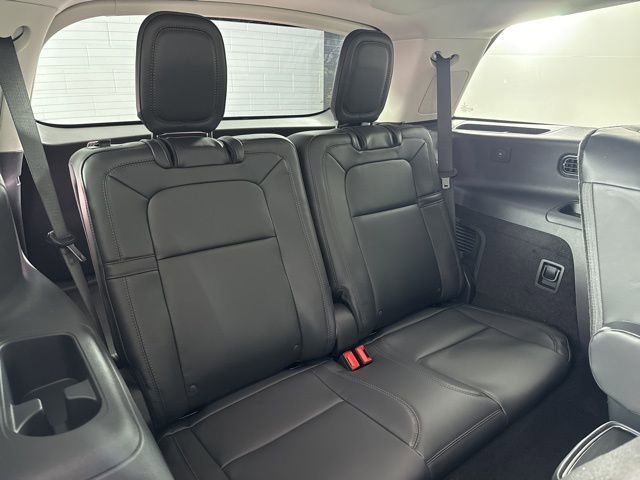 New 2025 Lincoln Aviator Reserve w/ Luxury Package image 25