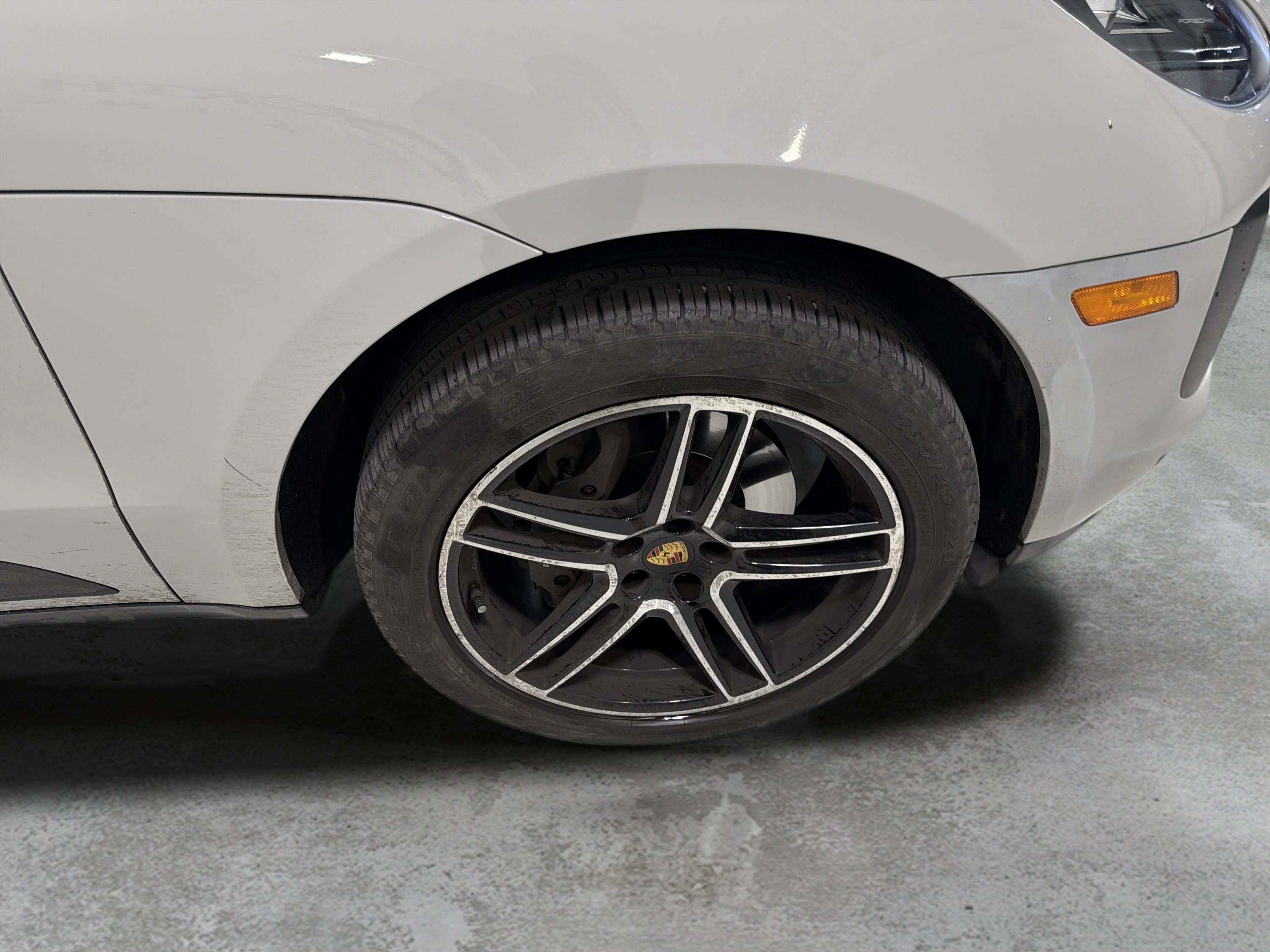 Used 2021 Porsche Macan AWD/4WD image 20