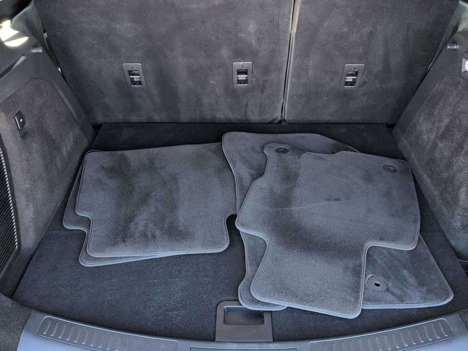 Used 2025 Lincoln Corsair FWD image 35