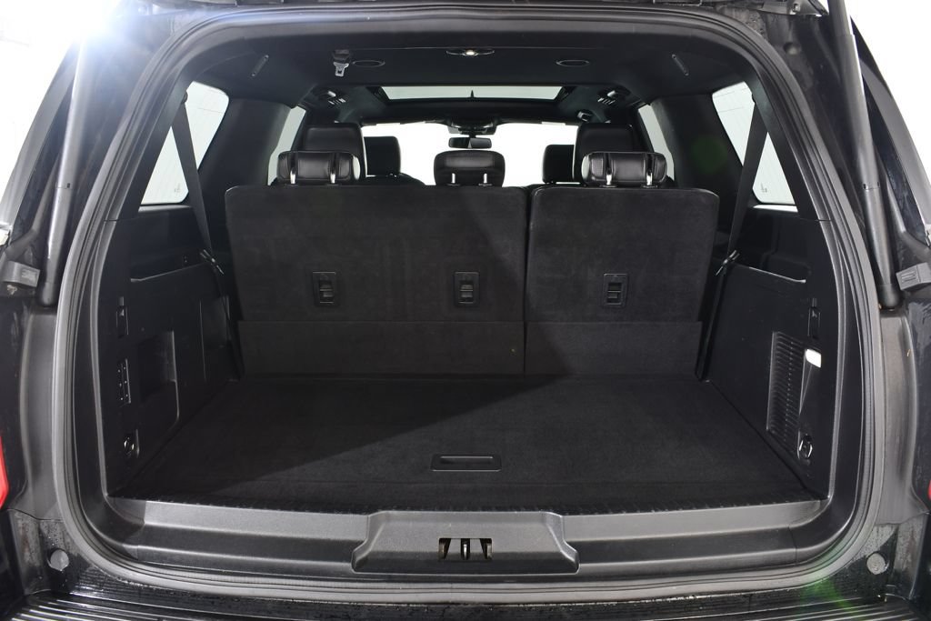 Used 2018 Ford Expedition Max XLT w/ Equipment Group 202A AWD/4WD image 21