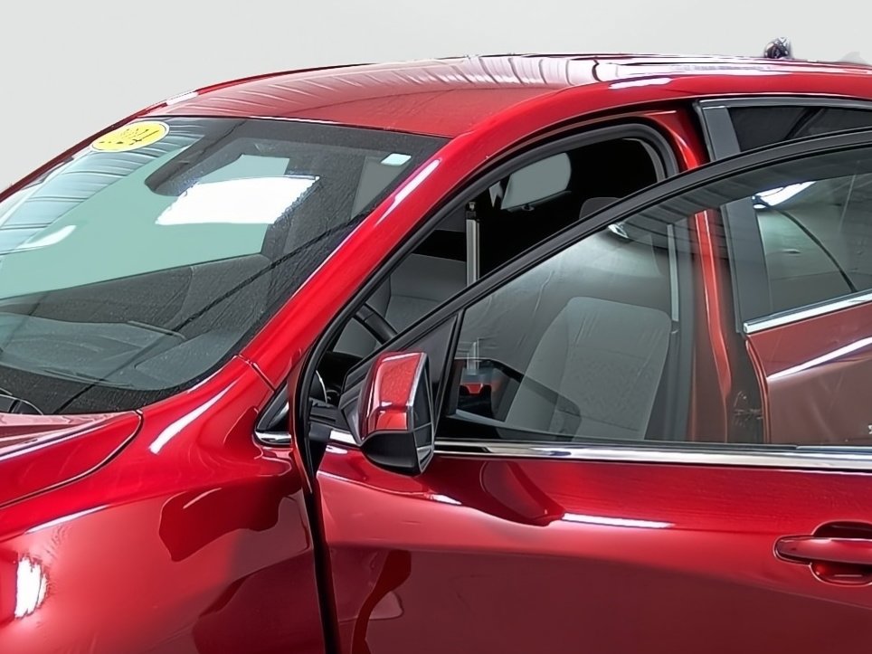 Used 2024 Chevrolet Equinox LT w/ LPO, Floor Liner Package image 8