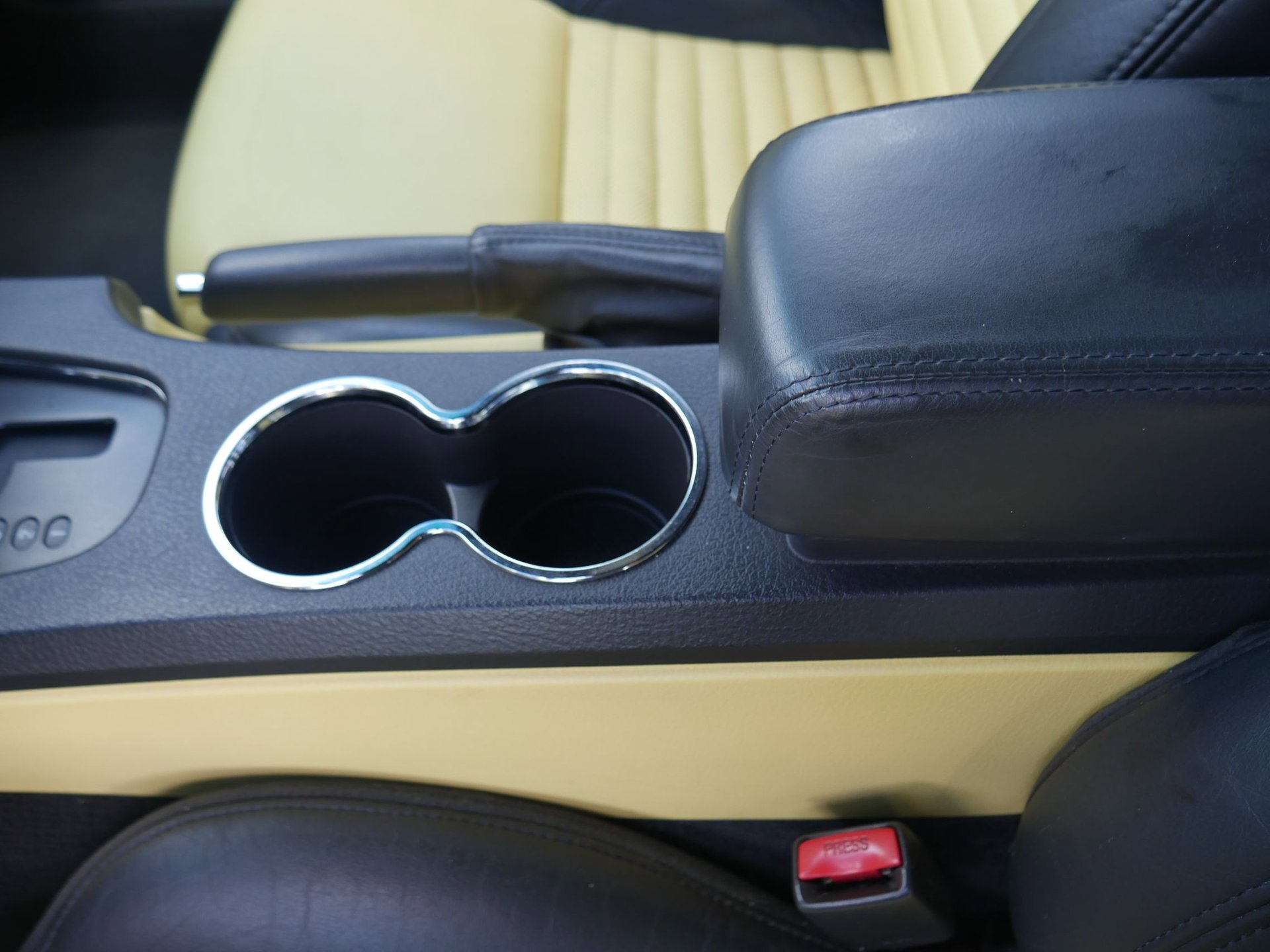 Used 2002 Ford Thunderbird RWD image 60