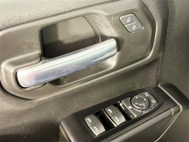 Used 2019 Chevrolet Silverado 1500 Custom image 16