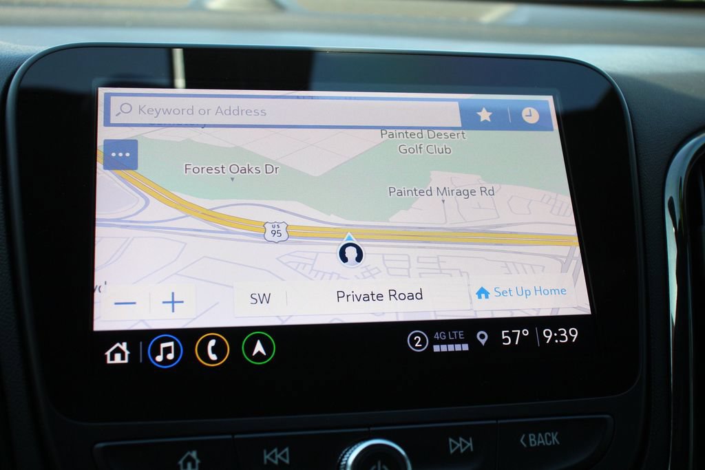 Certified 2022 Chevrolet Equinox RS w/ Infotainment Package FWD image 33