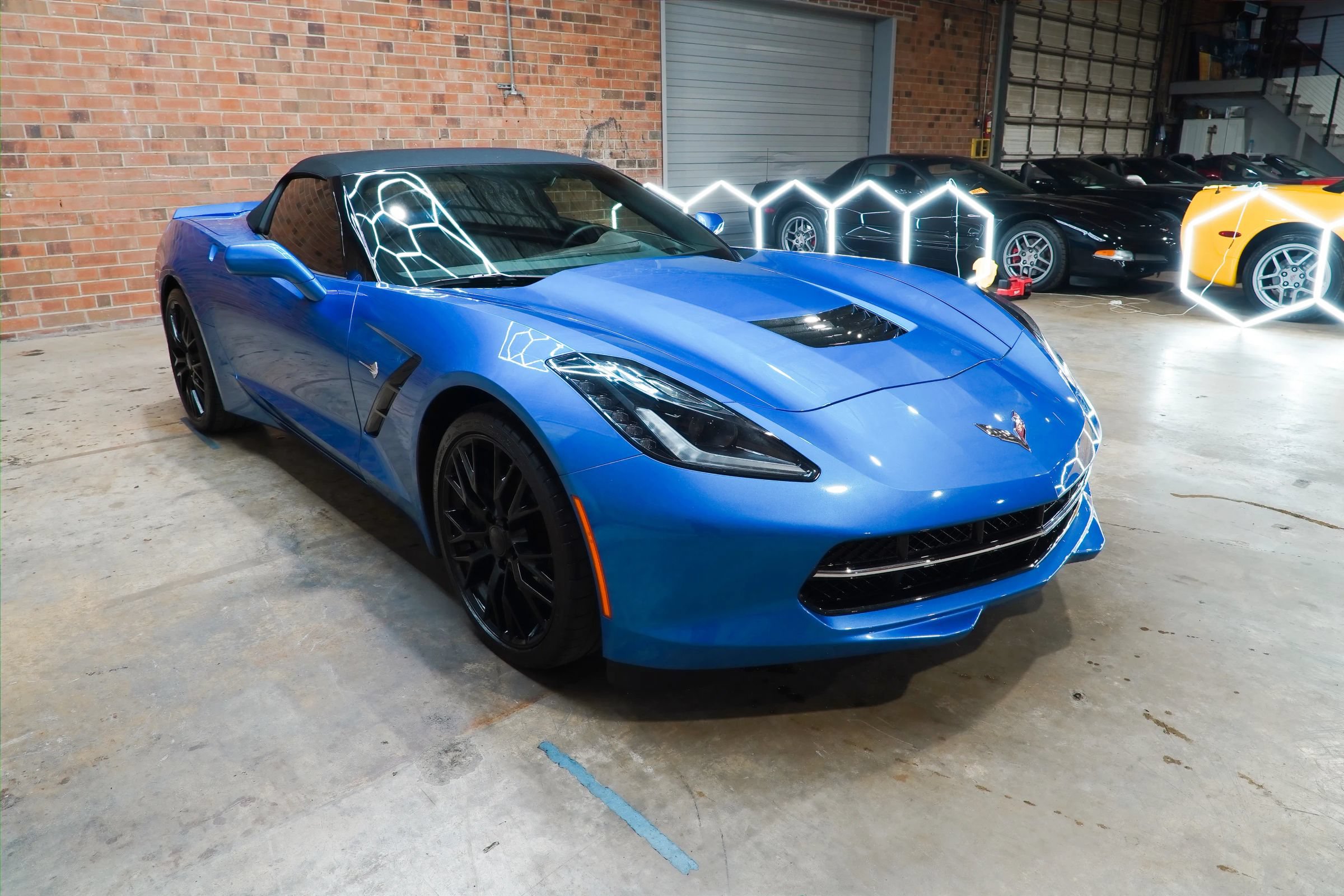 Used 2014 Chevrolet Corvette Stingray Convertible w/ 3LT Preferred Equipment Group RWD image 3